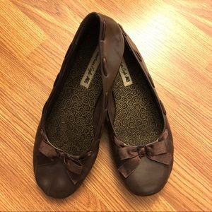 Brown Ballet Flats with Ribbon - Size 8